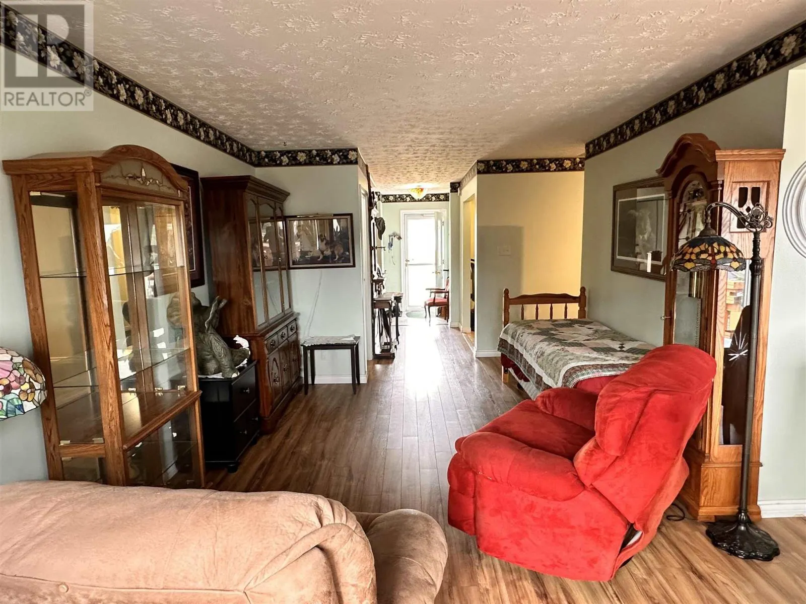 3 Farrell CRES