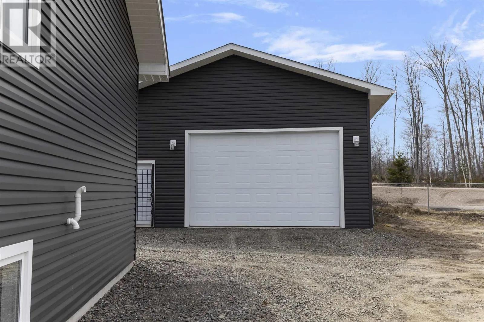39 Saddle CRES