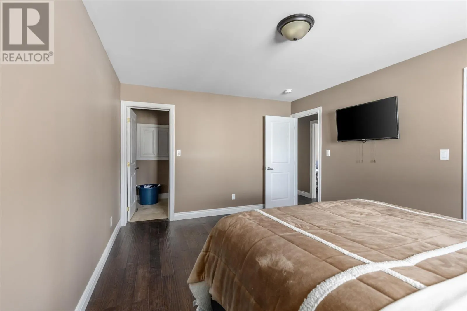 39 Saddle CRES