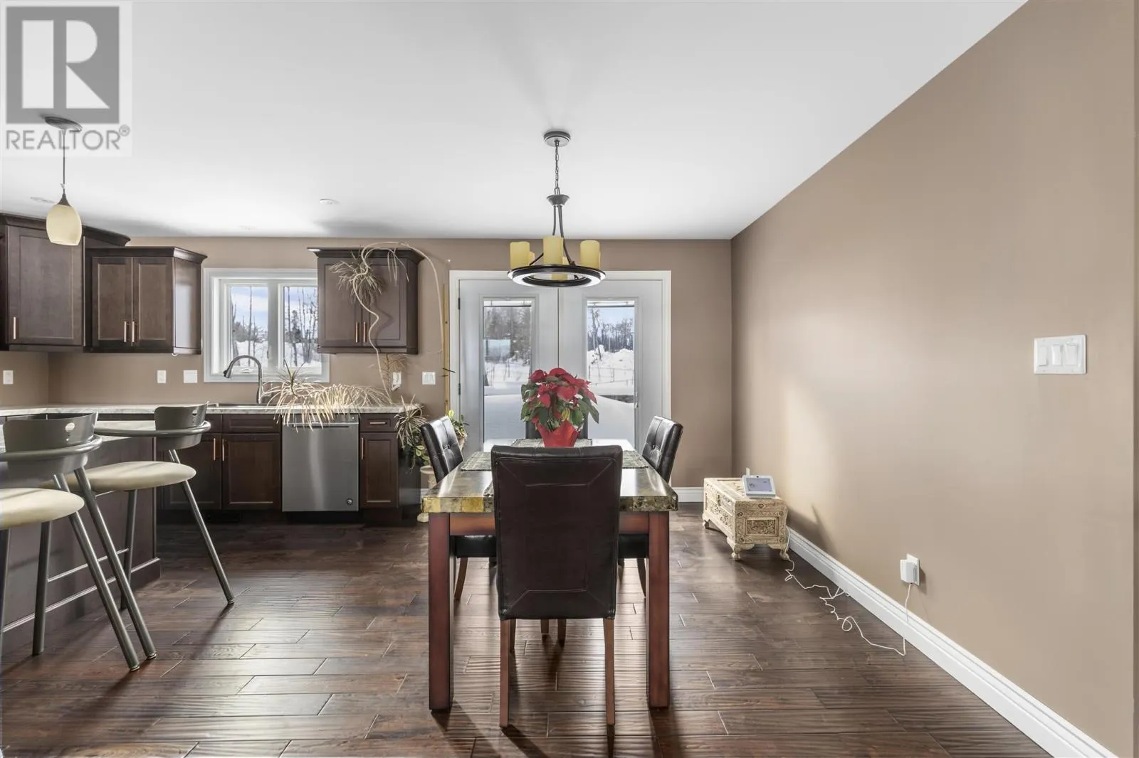 39 Saddle CRES