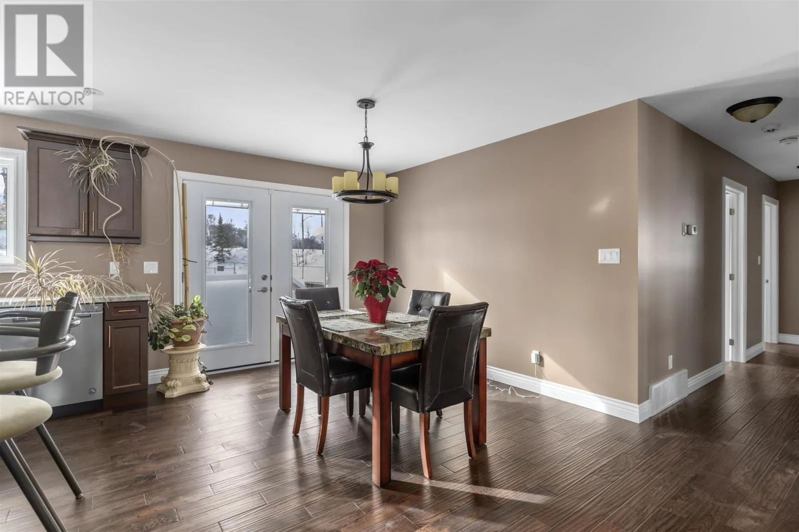 39 Saddle CRES