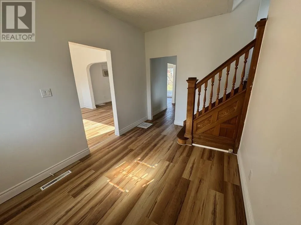 29 Alberta AVE