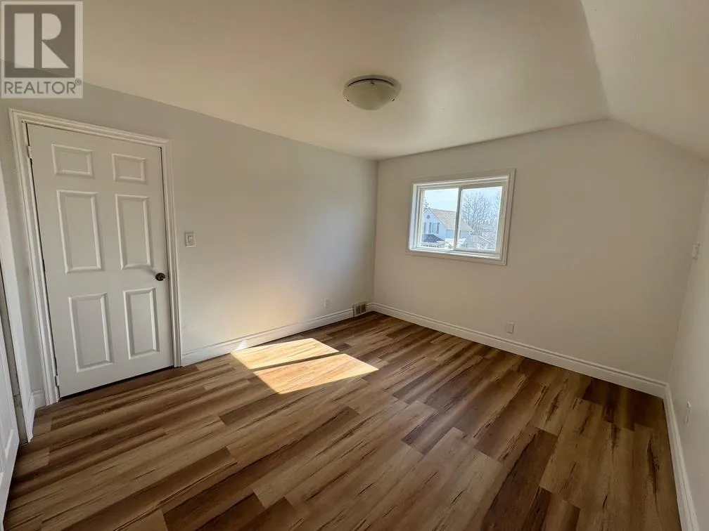 29 Alberta AVE