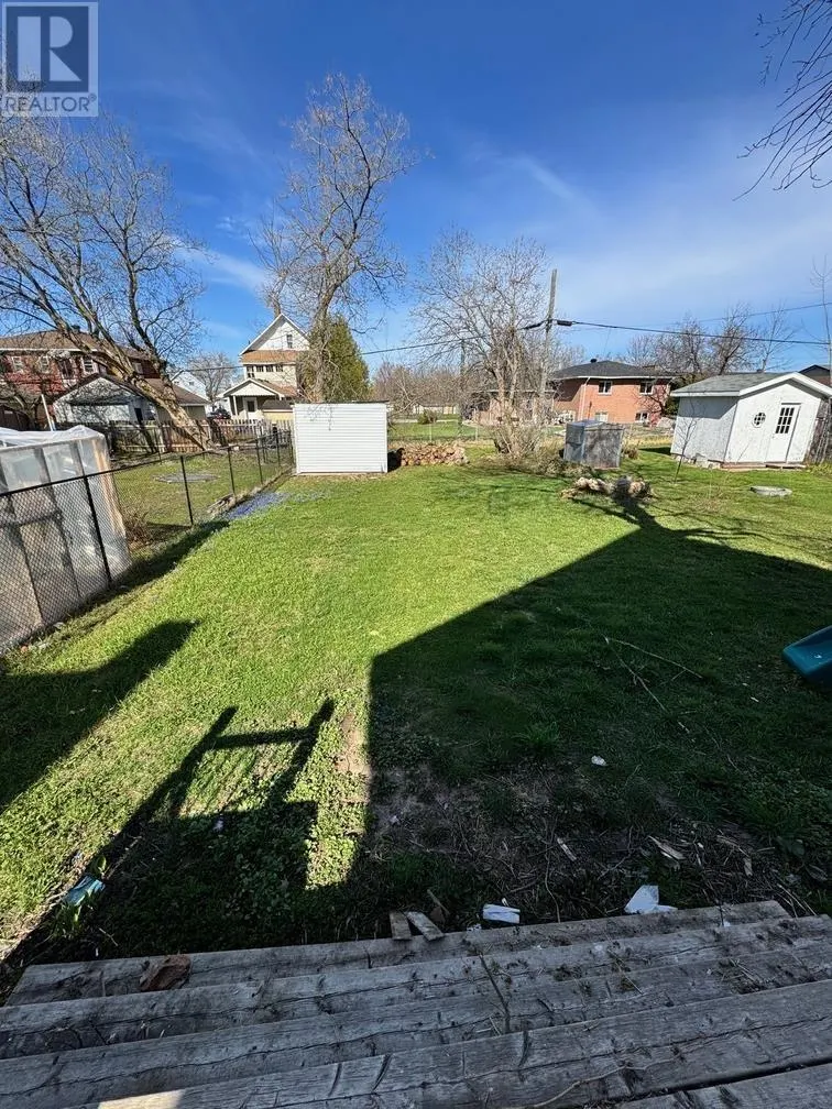 29 Alberta AVE