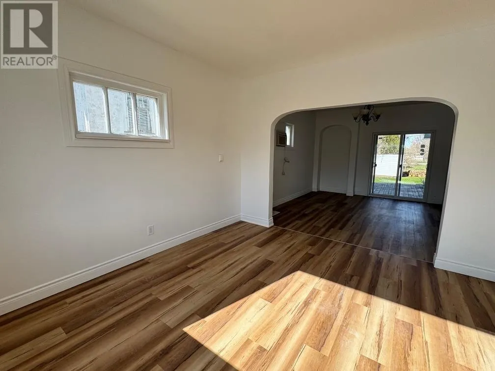29 Alberta AVE