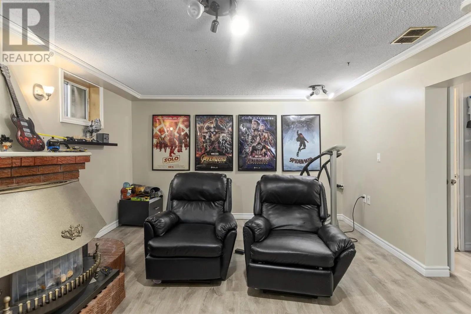137 Prentice AVE