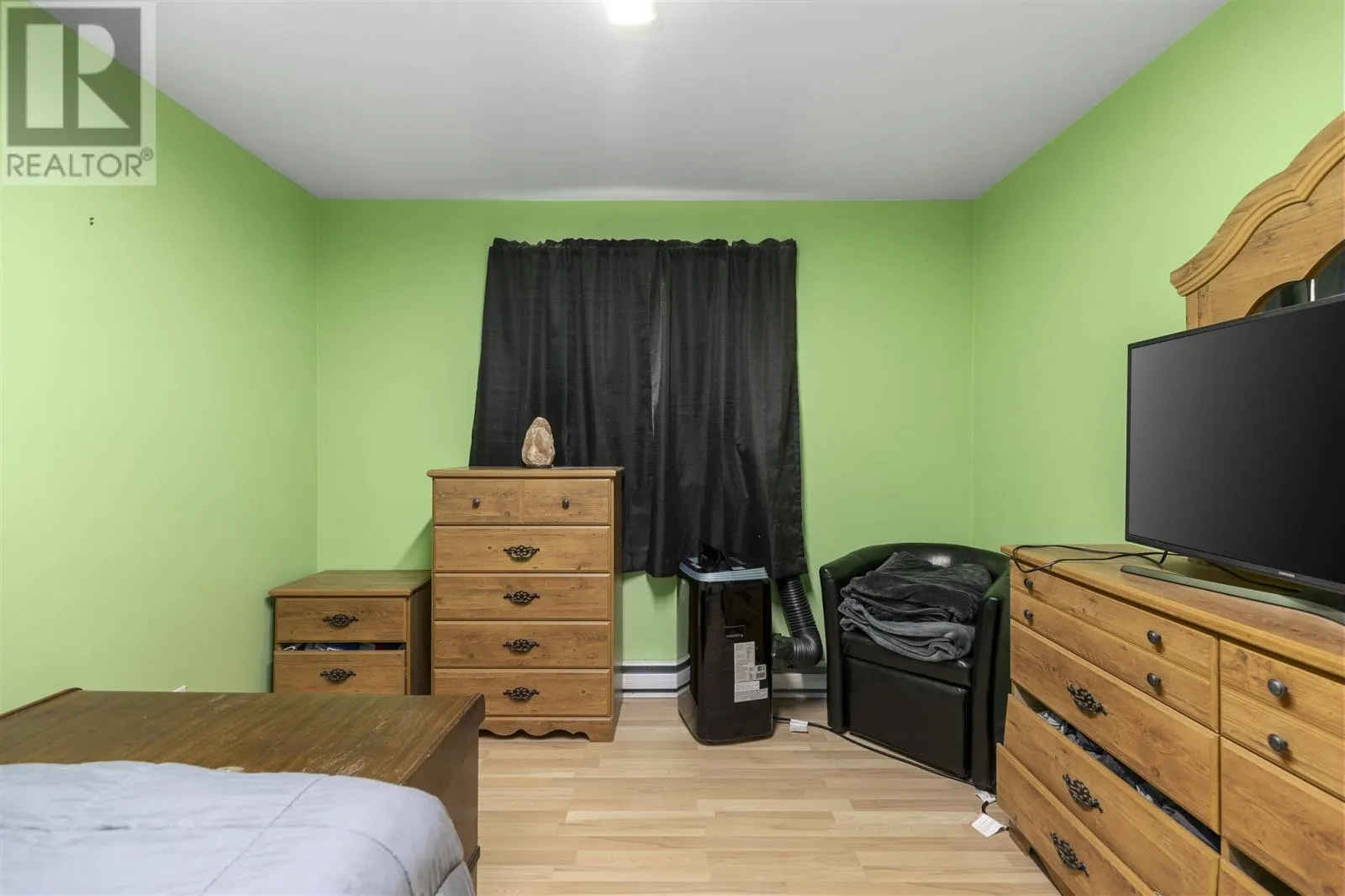 137 Prentice AVE