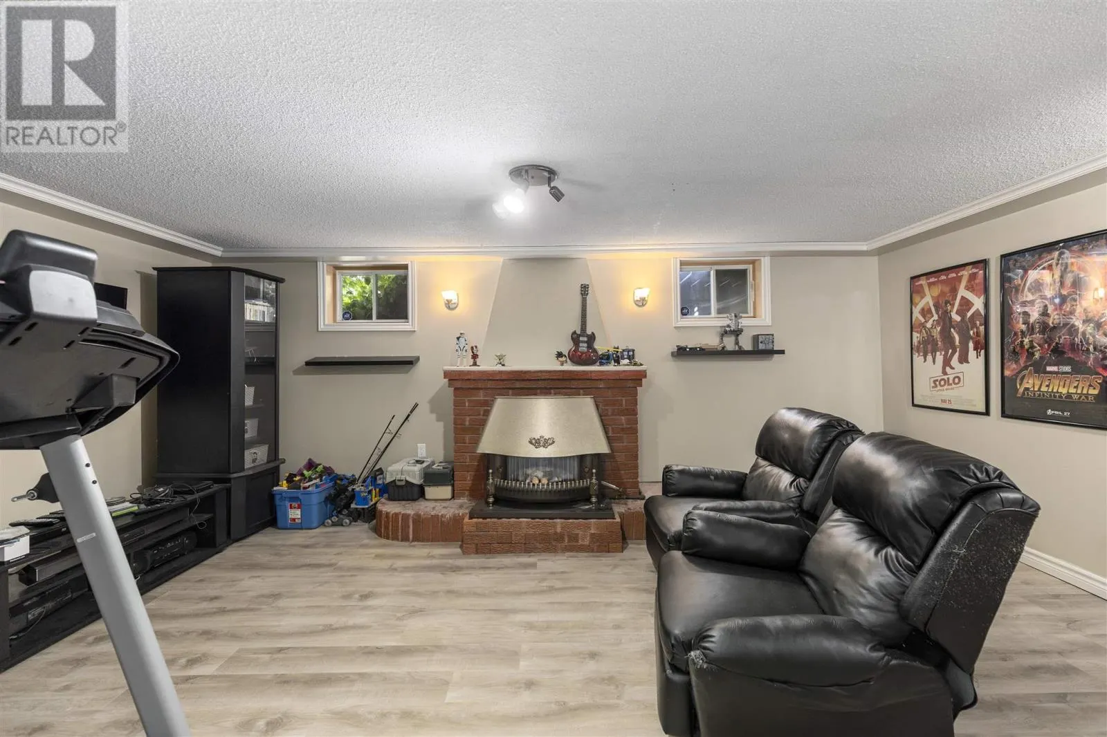 137 Prentice AVE
