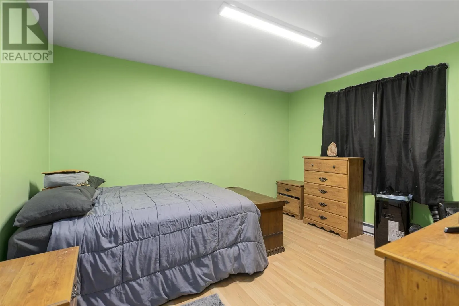 137 Prentice AVE