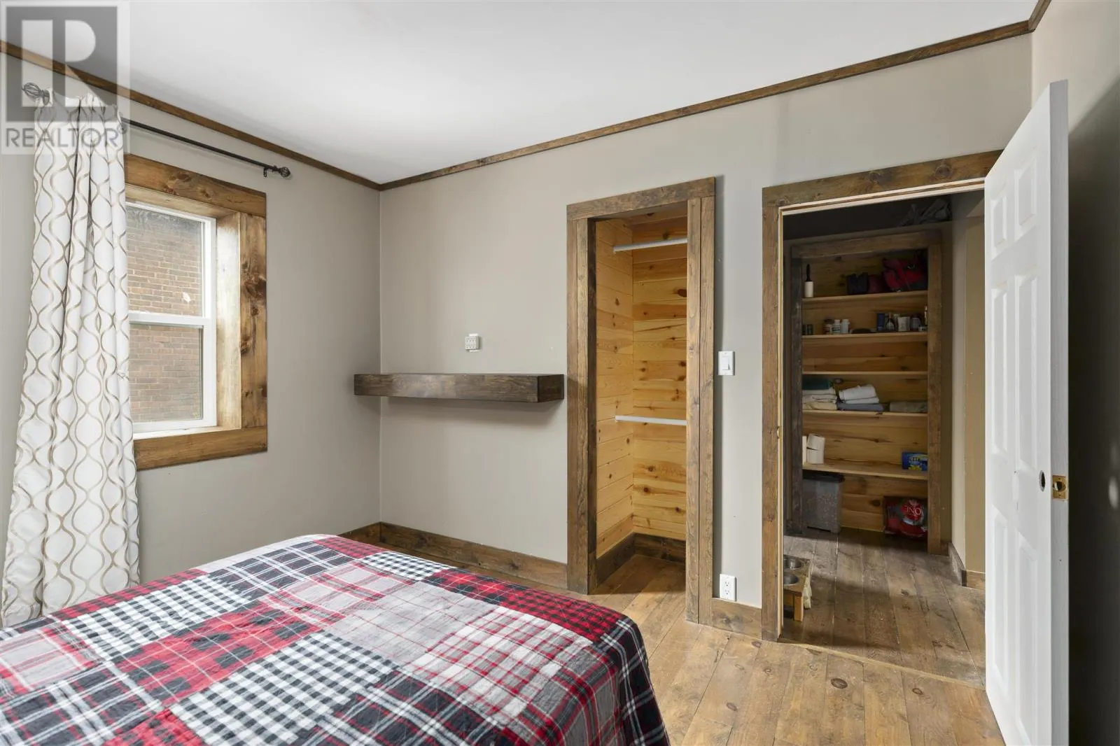 311 Farwell TER