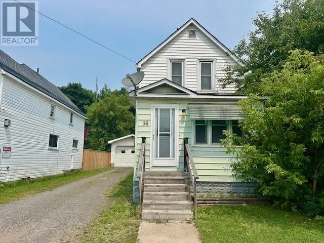 36 St. Andrews TER