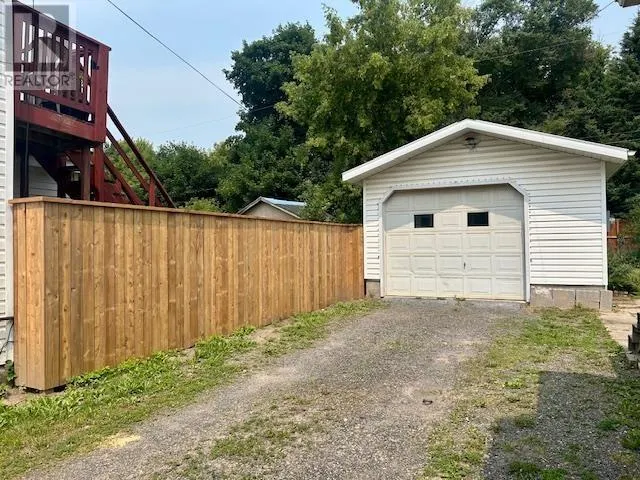 36 St. Andrews TER