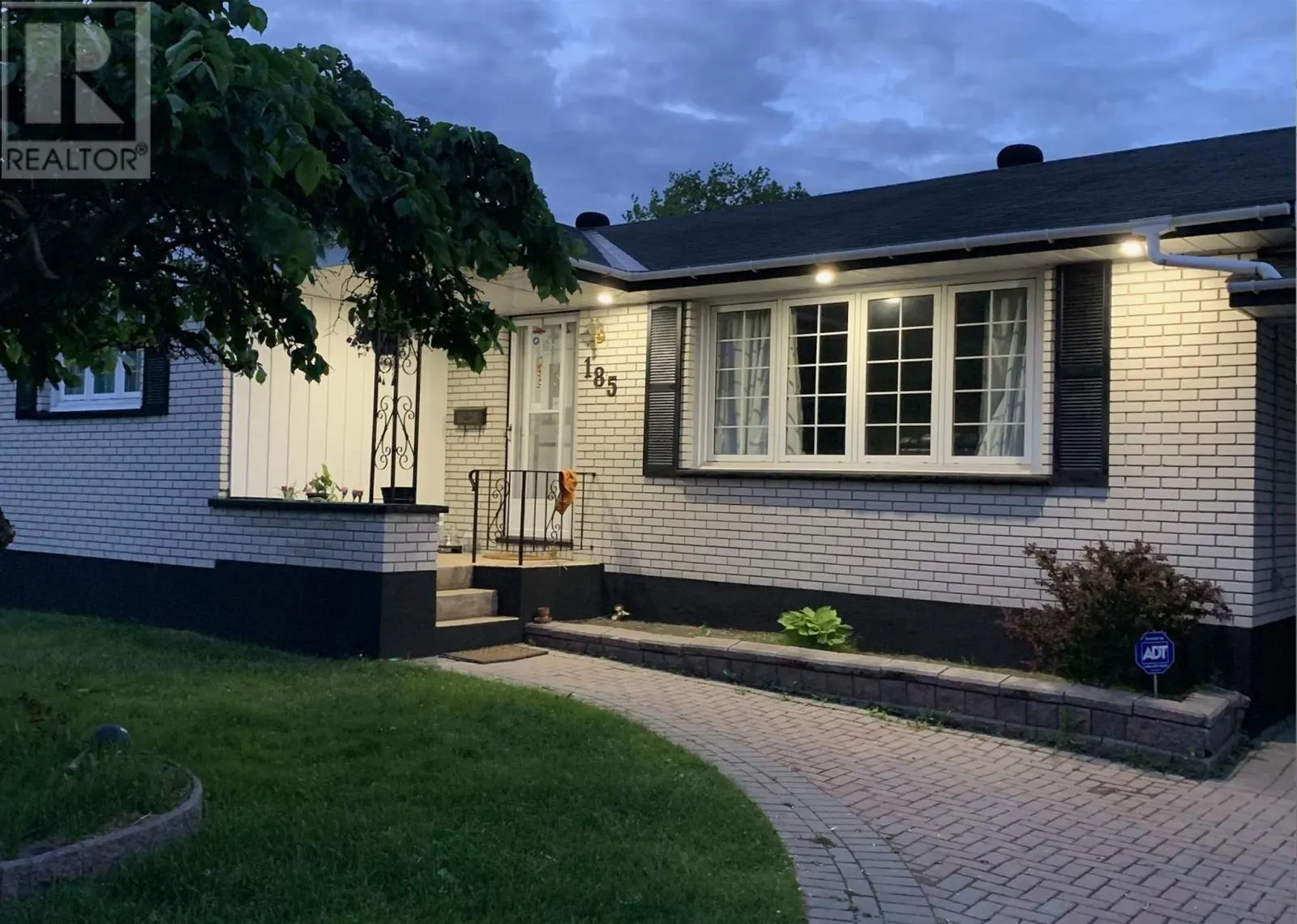 185 Plaintree DR