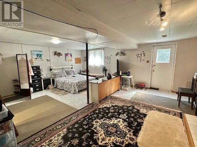 57 Hergott AVE