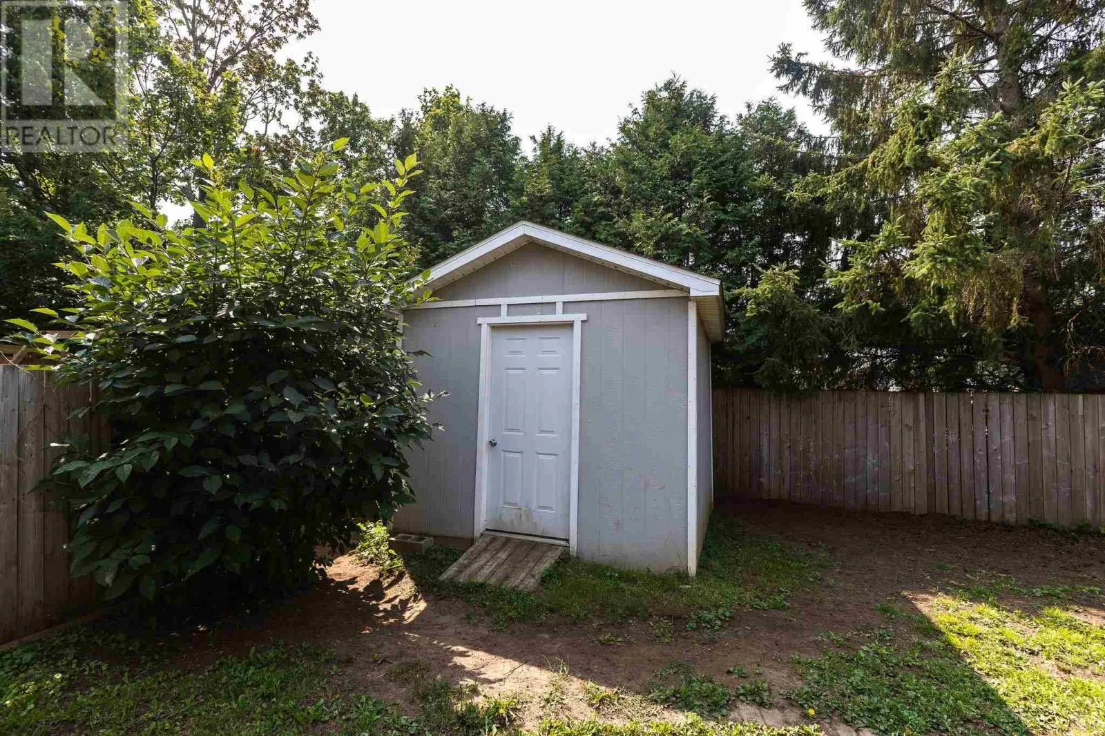 19 Sutton PL