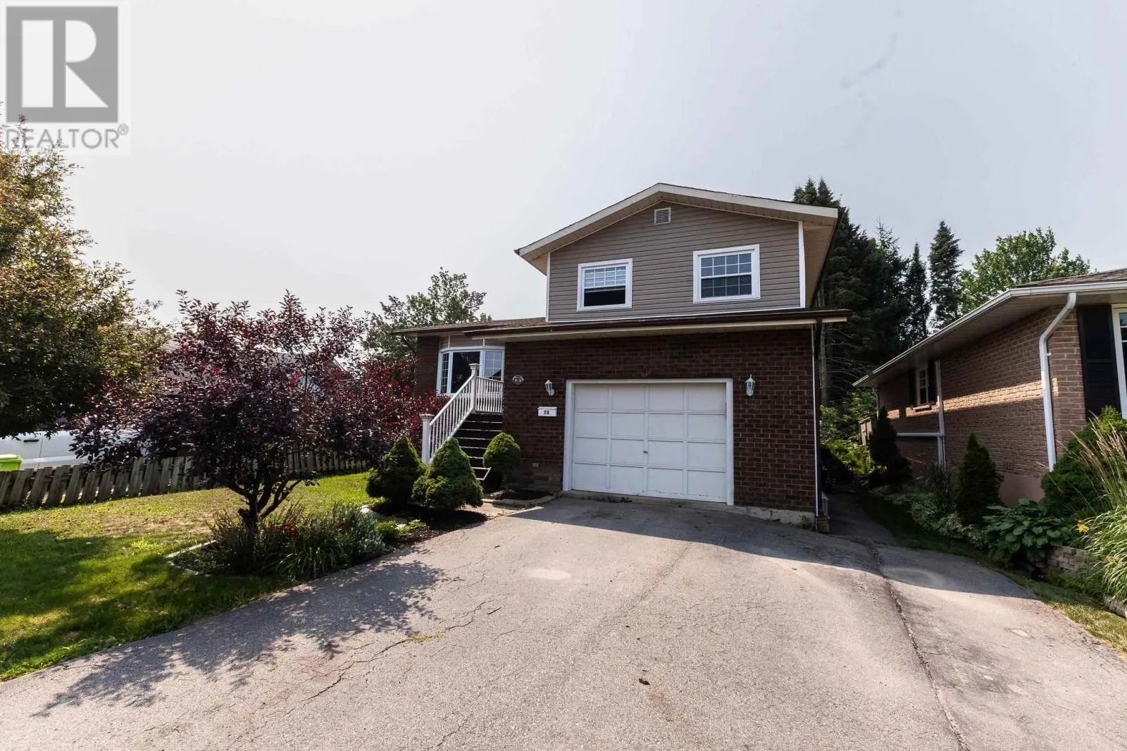 19 Sutton PL