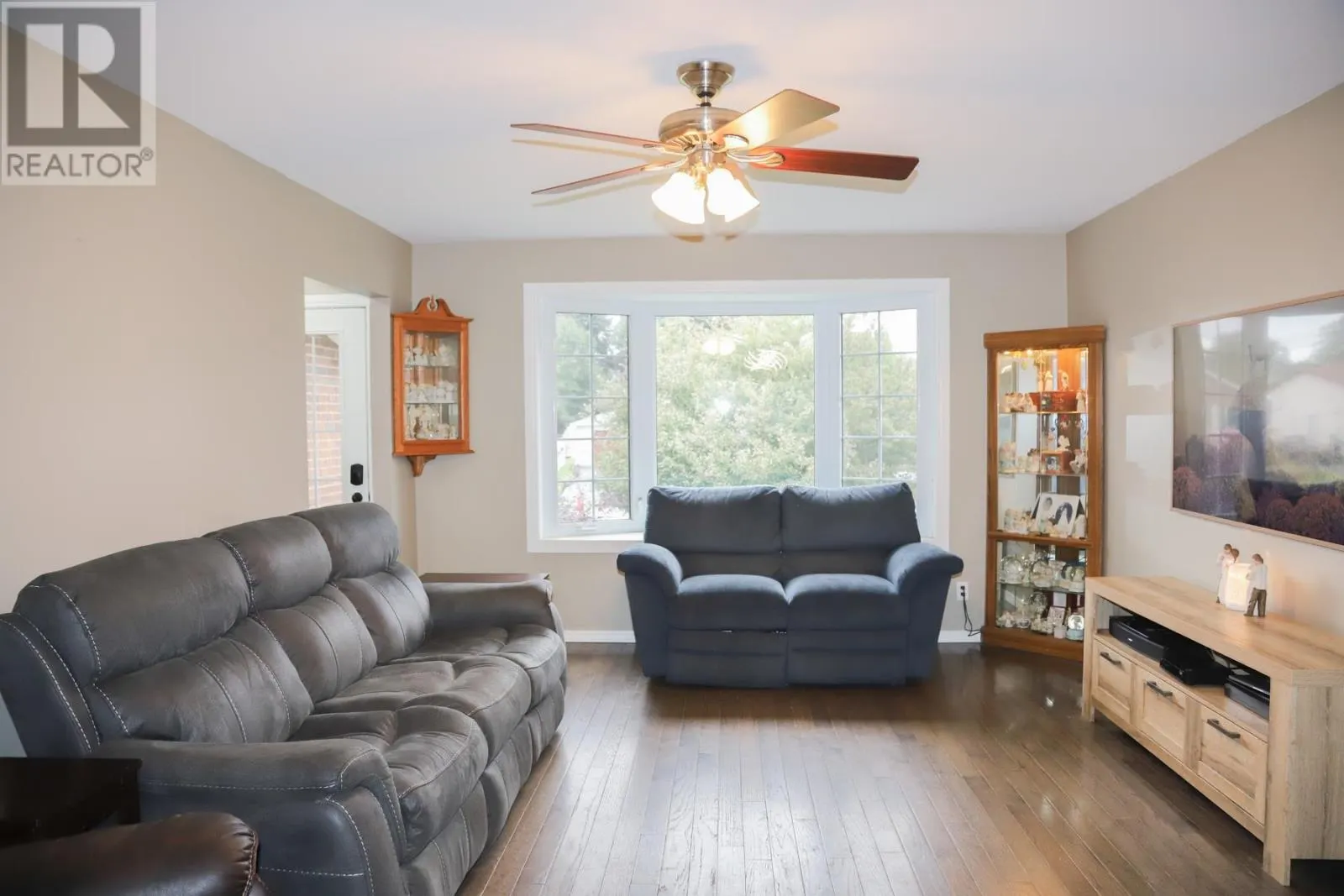 19 Sutton PL