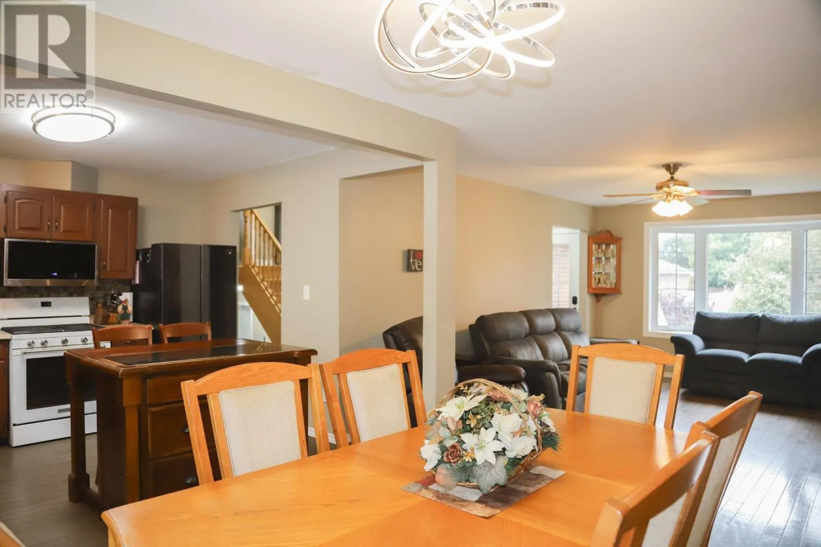 19 Sutton PL