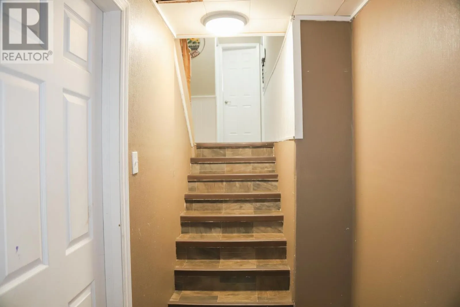 19 Sutton PL