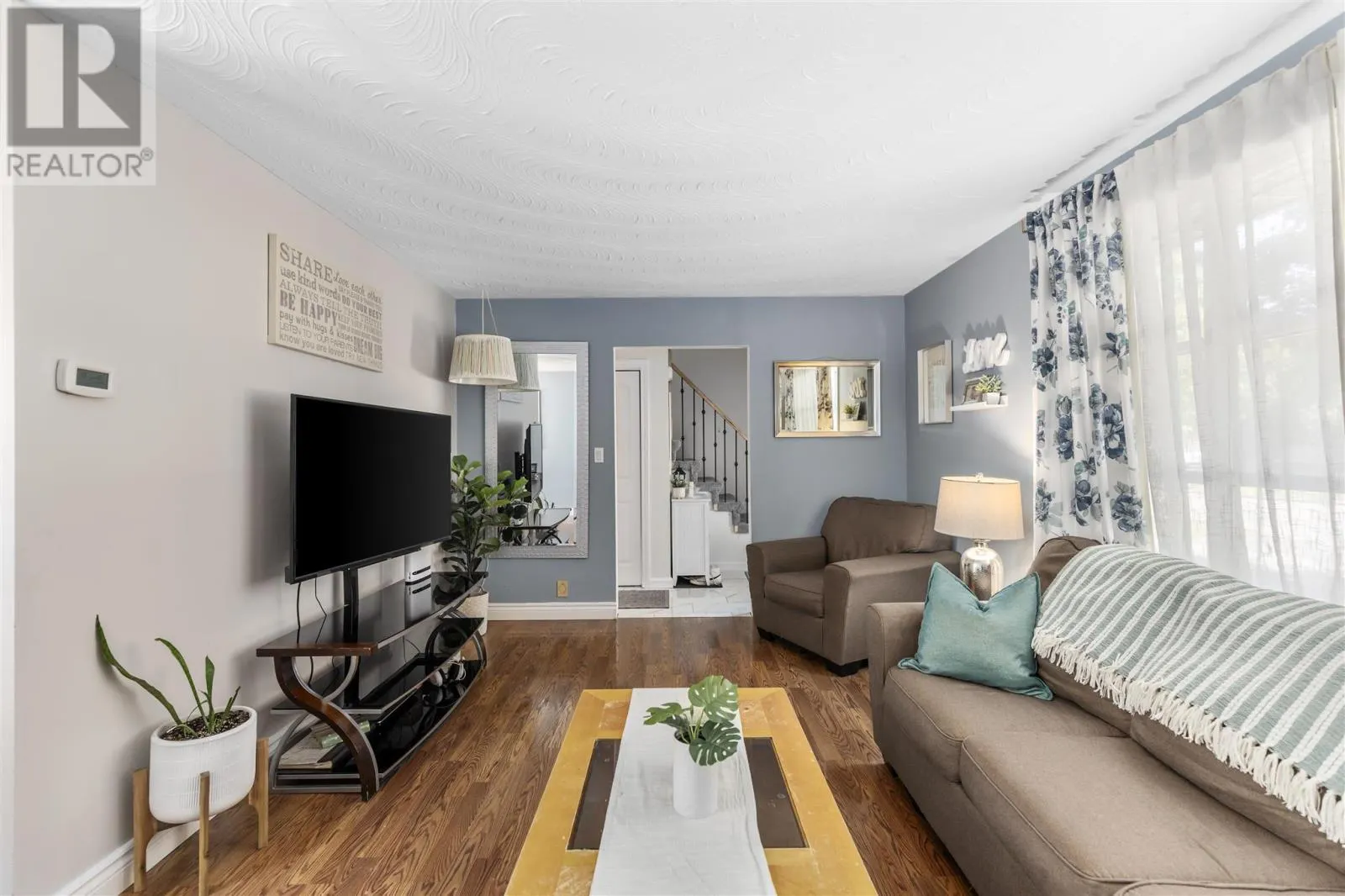 61 Heath RD