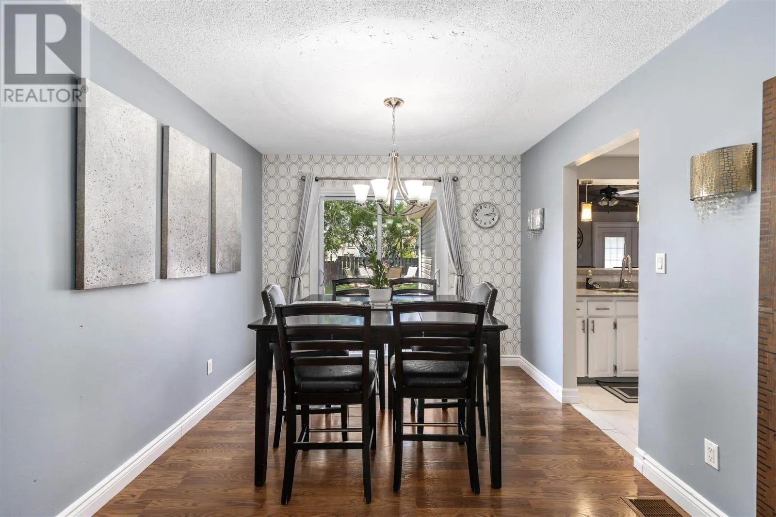 61 Heath RD