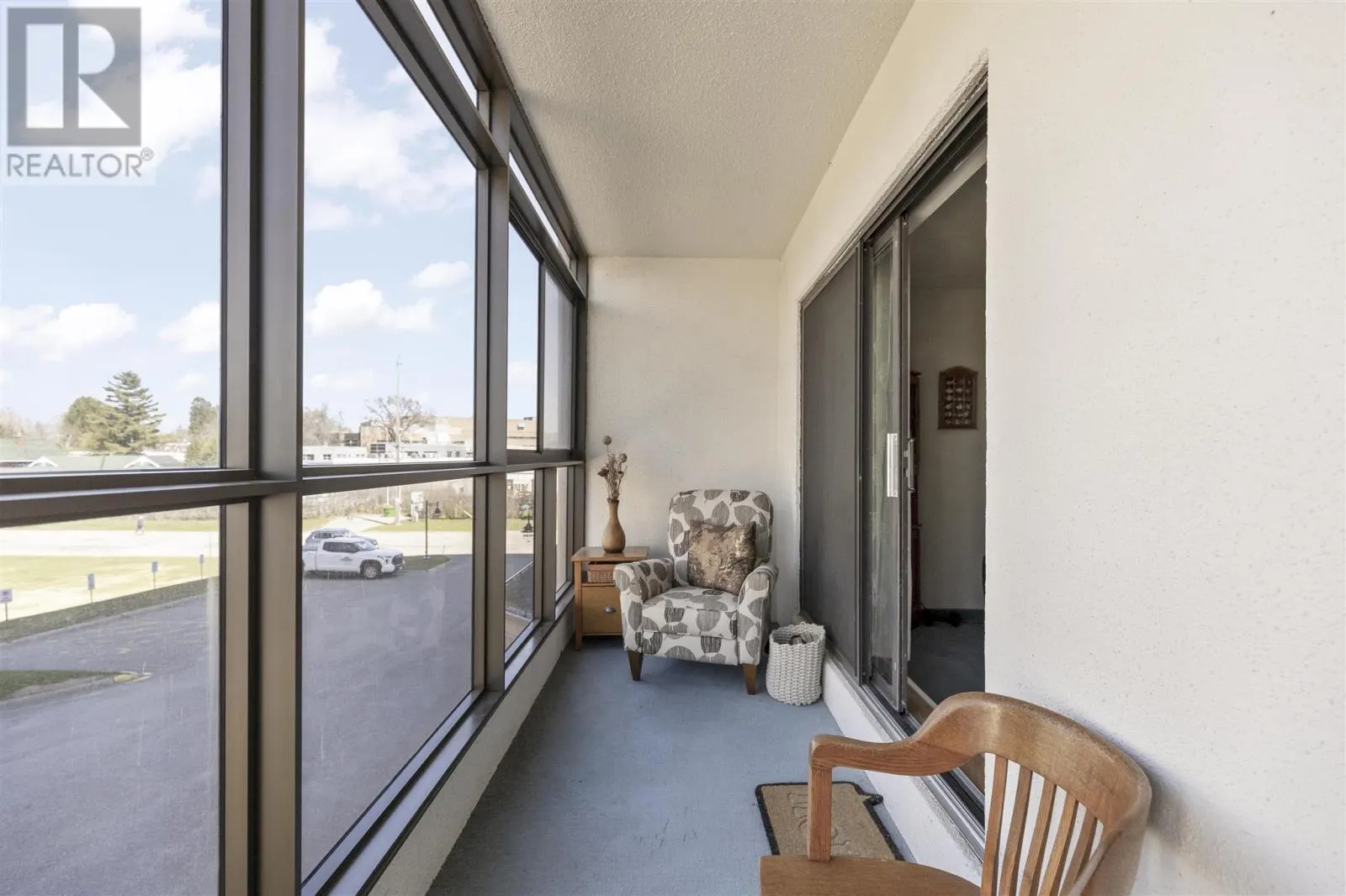89 Pine ST # 207