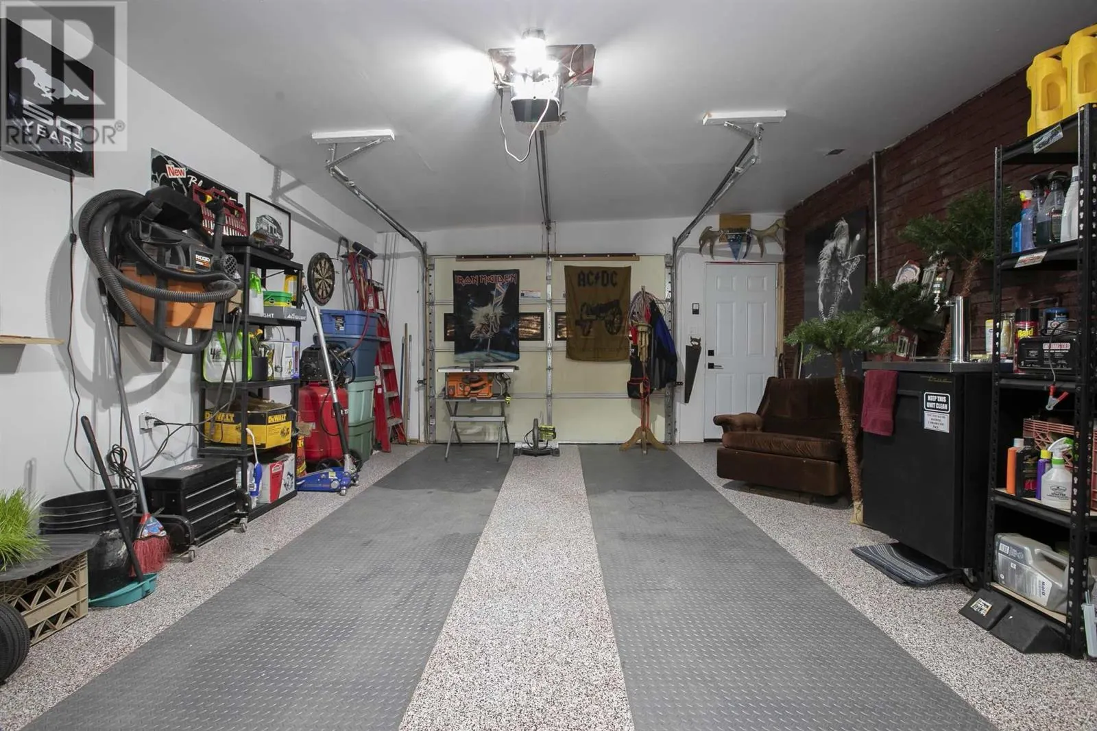 40 Cabot CRES