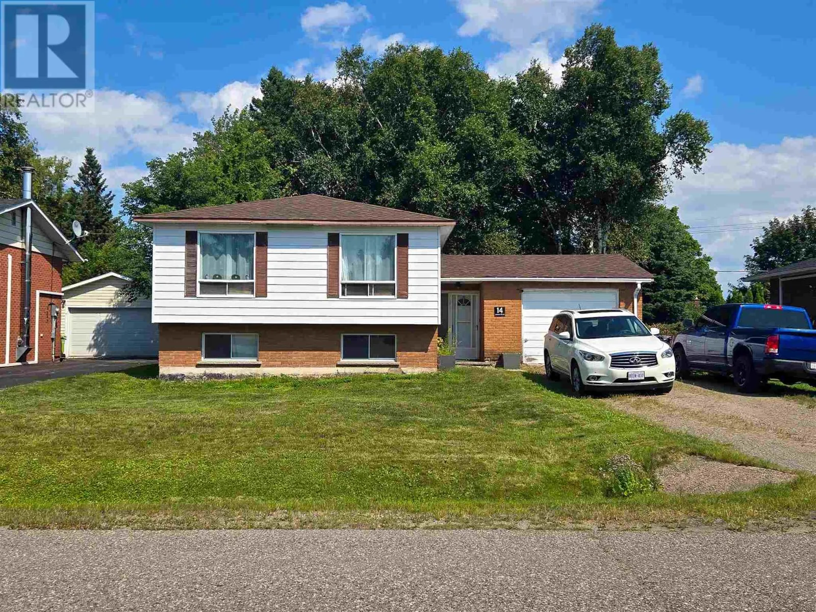 14 Admiral DR