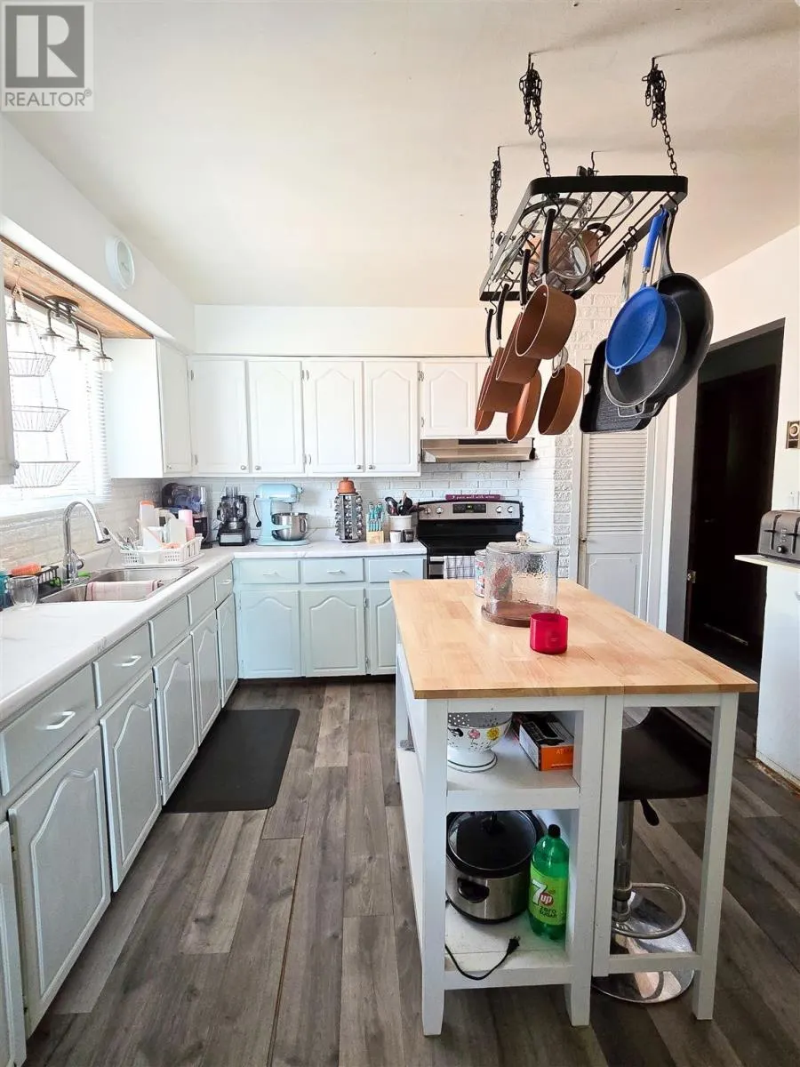14 Admiral DR