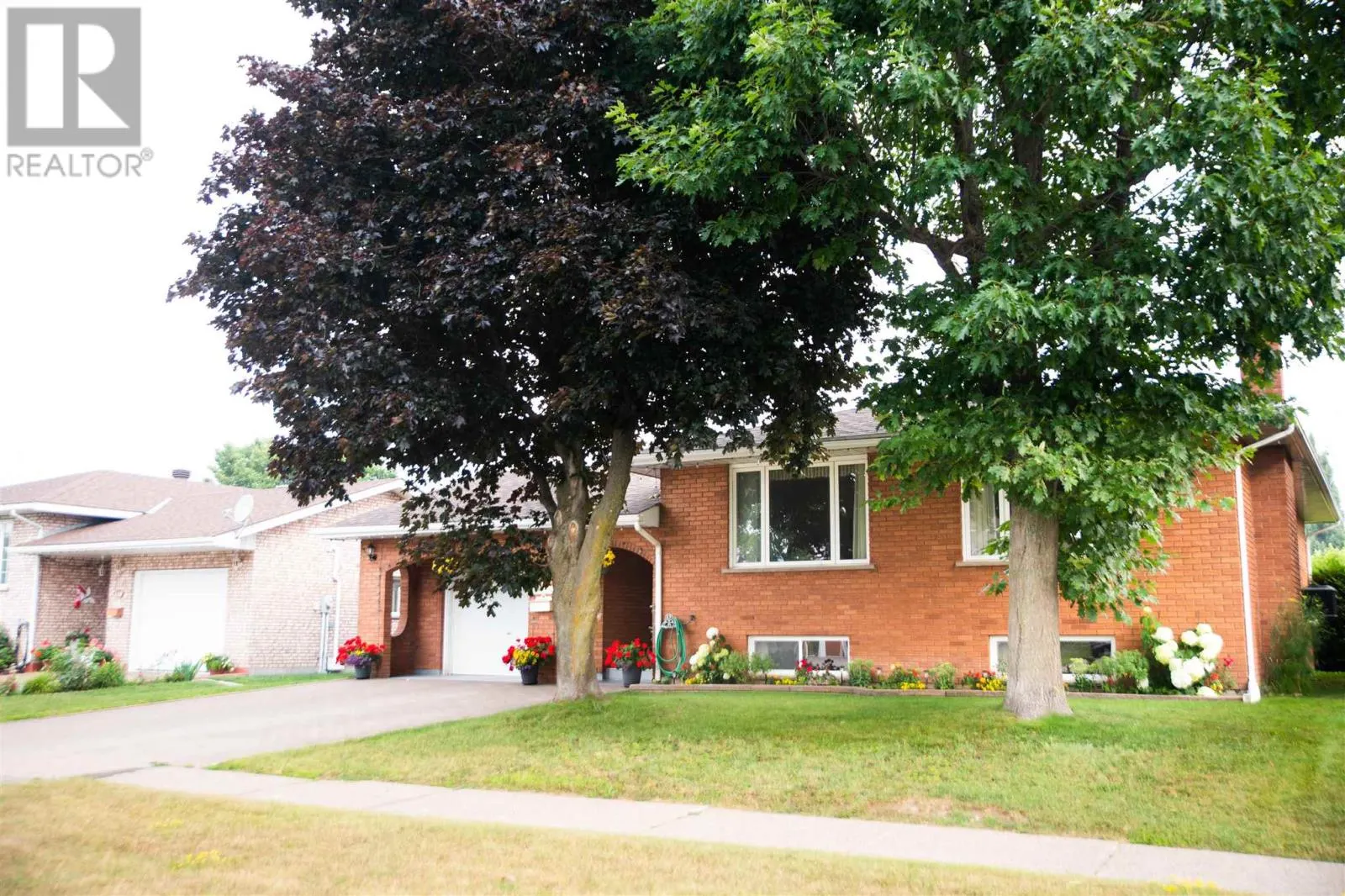 106 Johnson AVE
