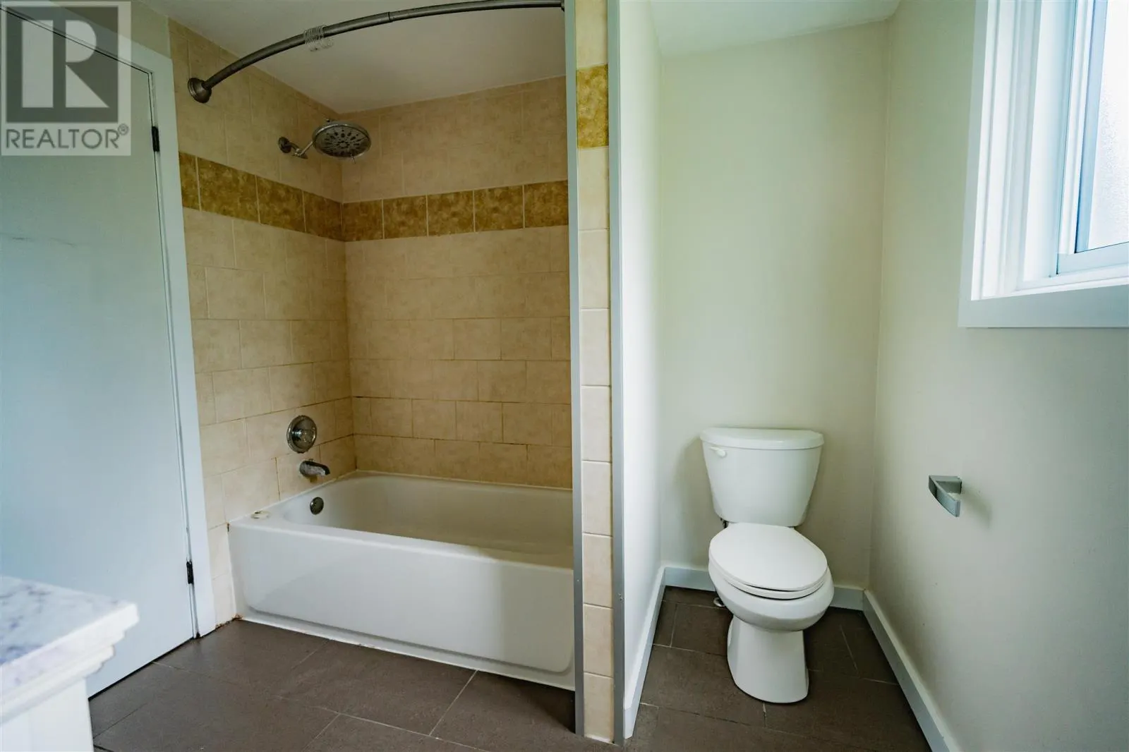 117 Plaintree DR