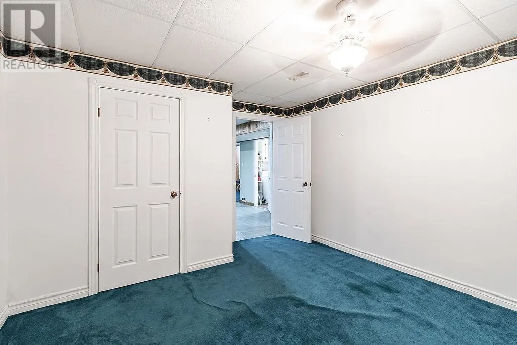 144 Chambers AVE