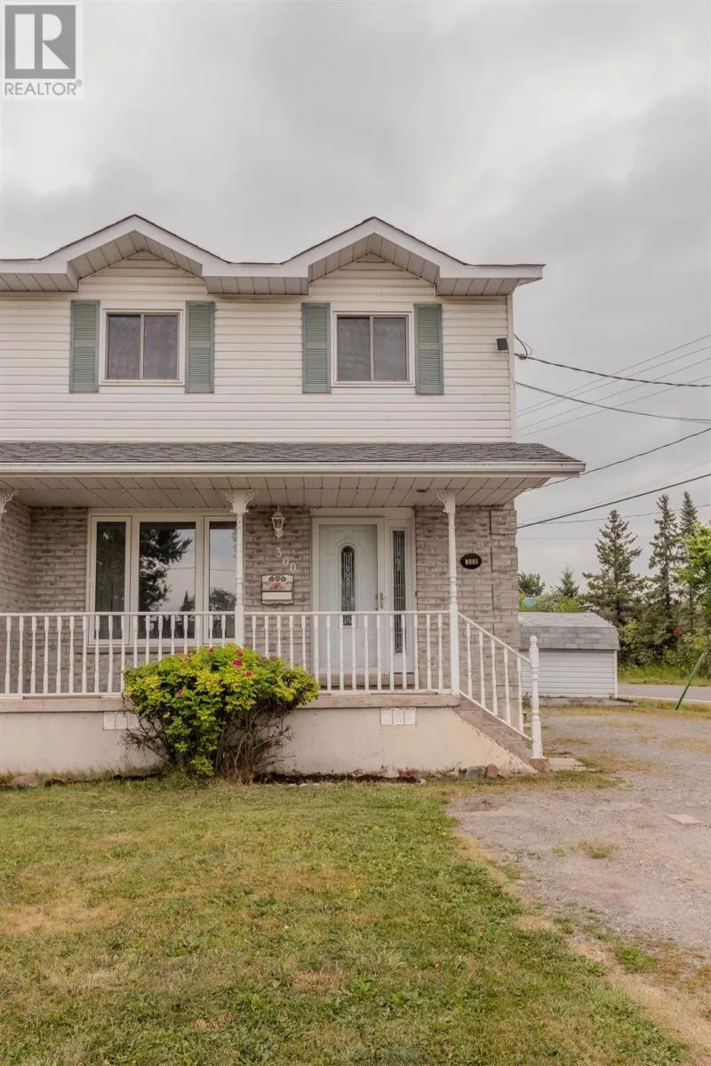 300 Rossmore RD