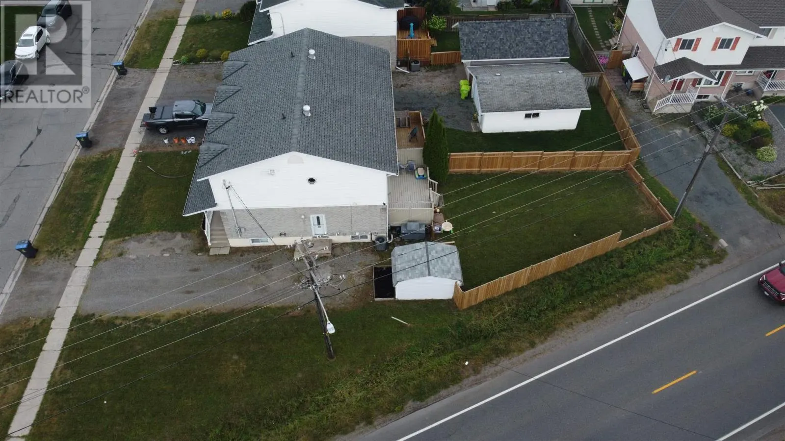 300 Rossmore RD