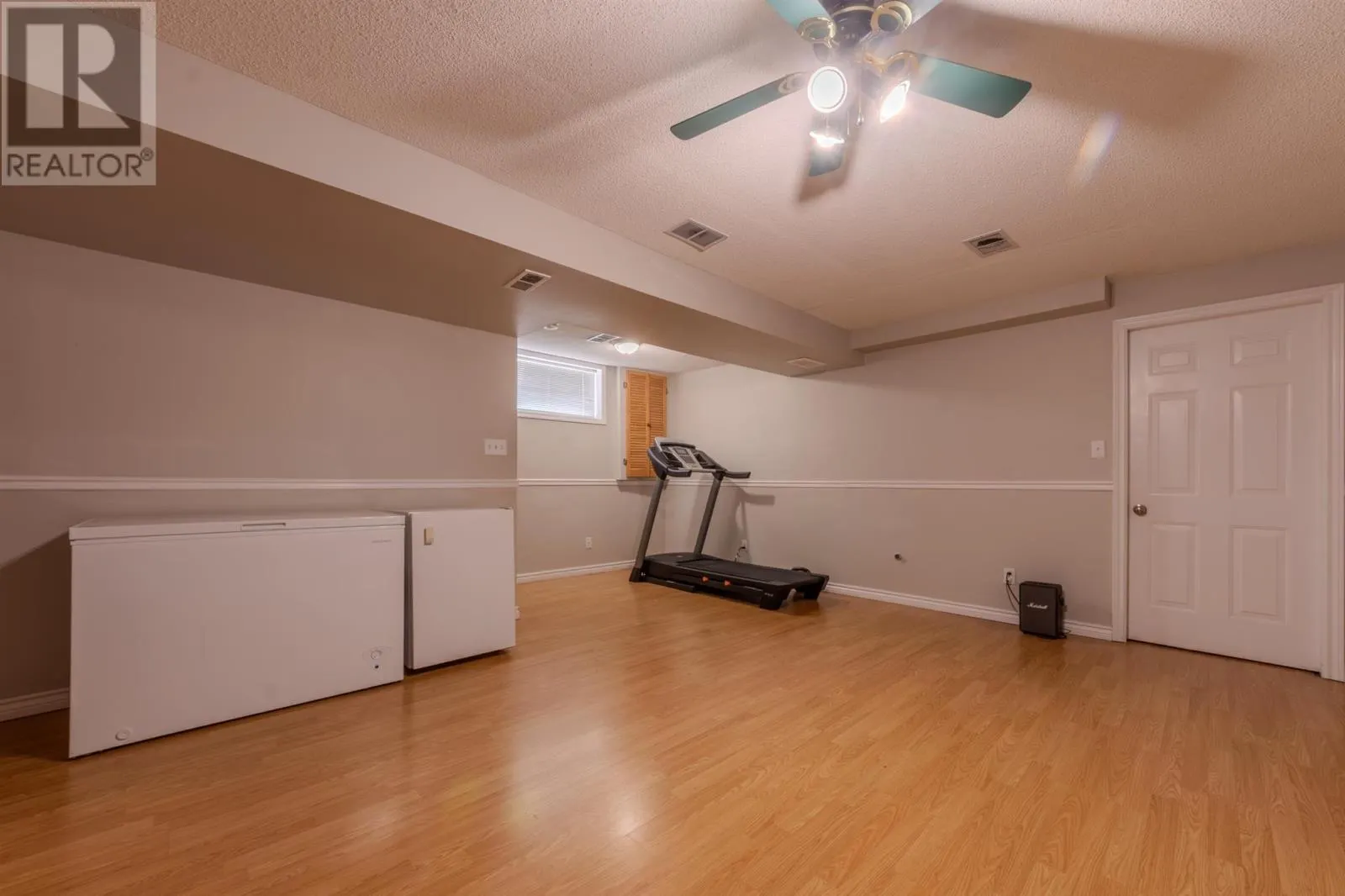 300 Rossmore RD