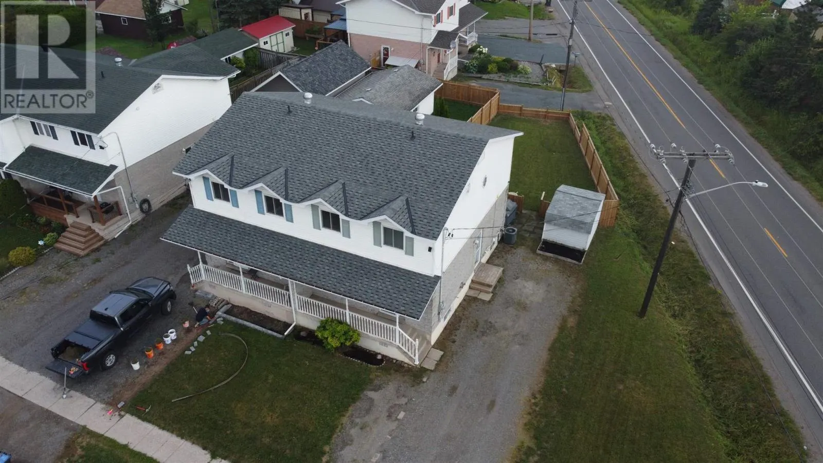 300 Rossmore RD