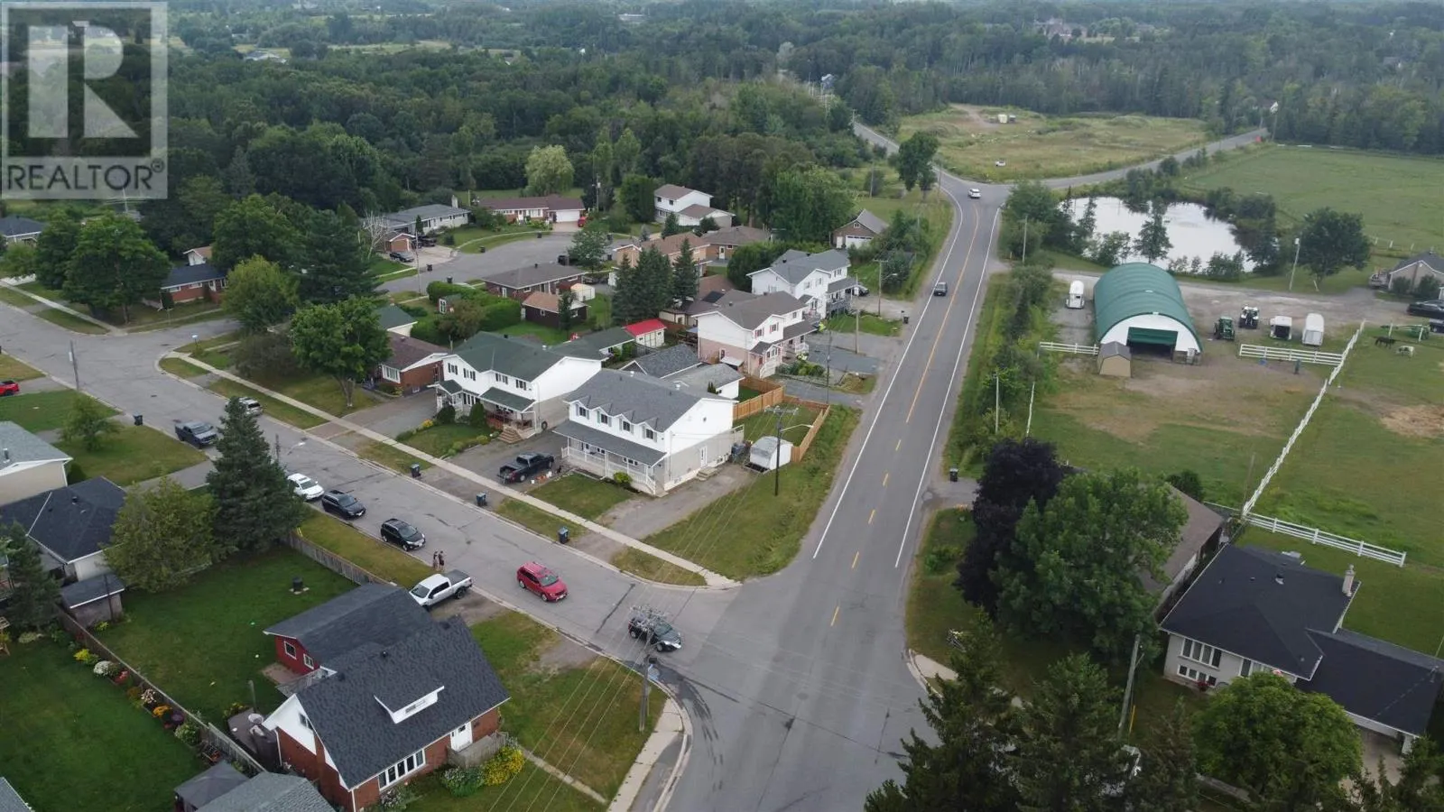 300 Rossmore RD