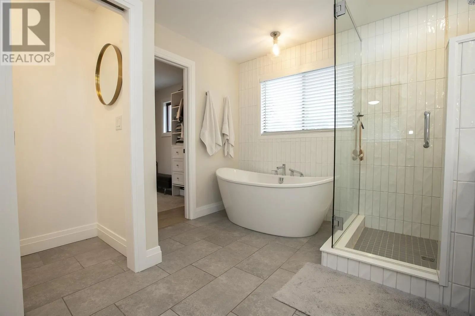 61 Bristol PL