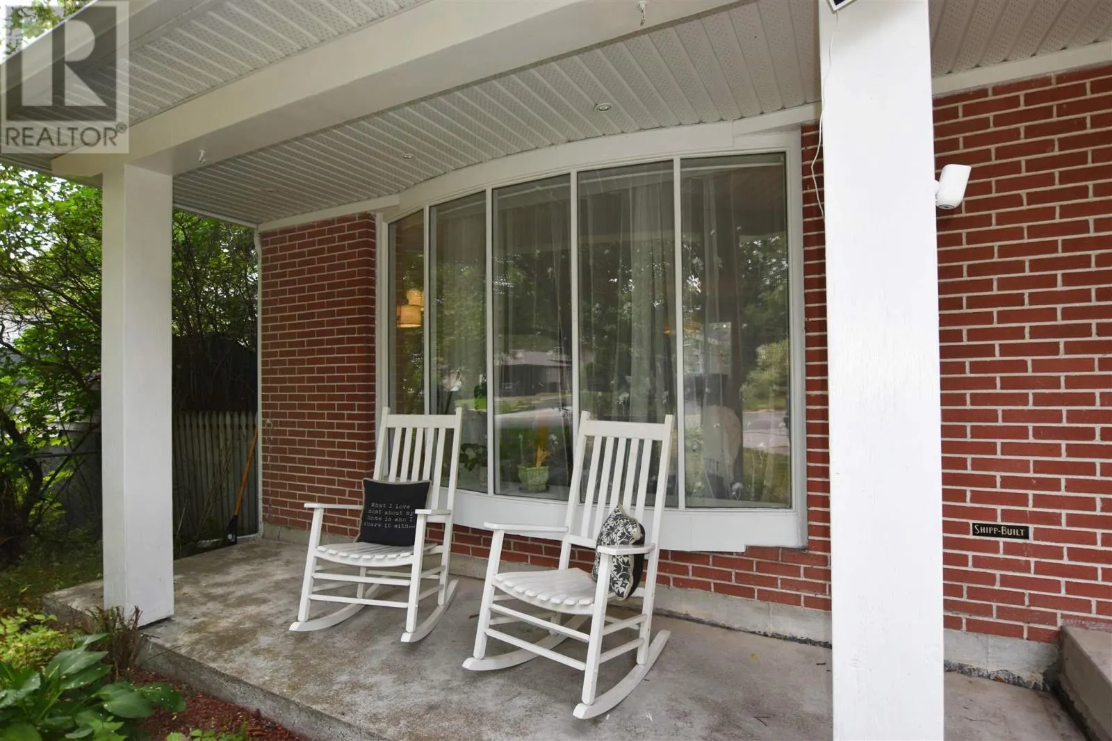 123 Palace DR