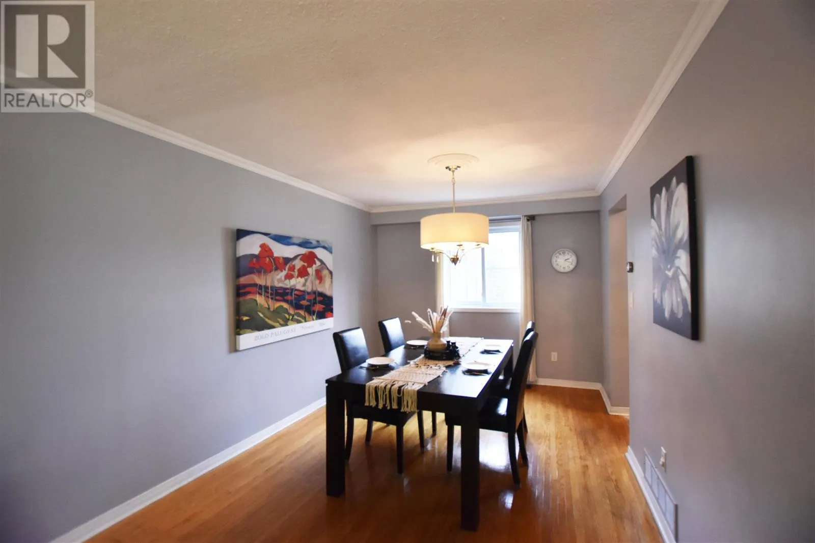 123 Palace DR