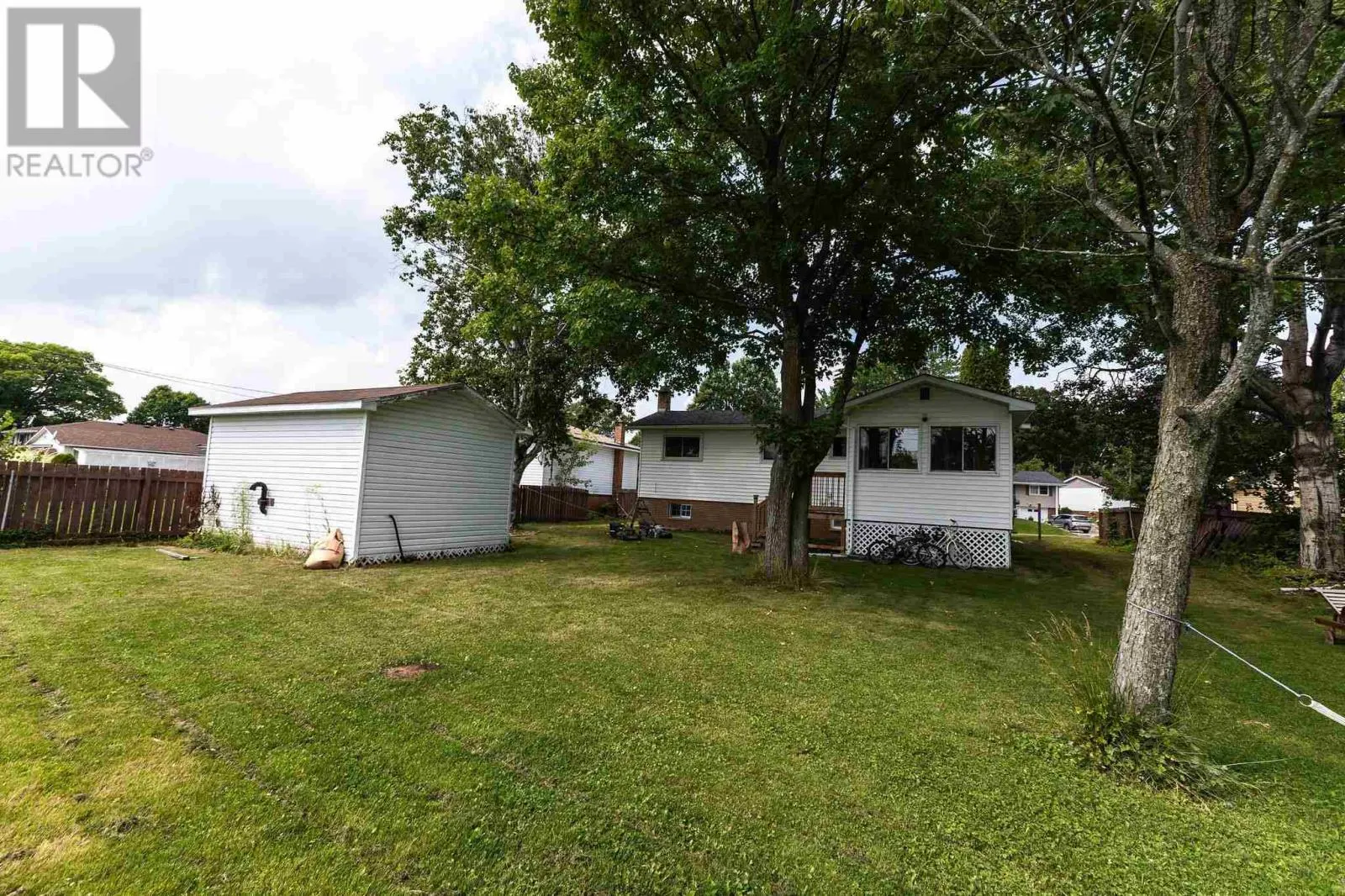 51 Pelican DR