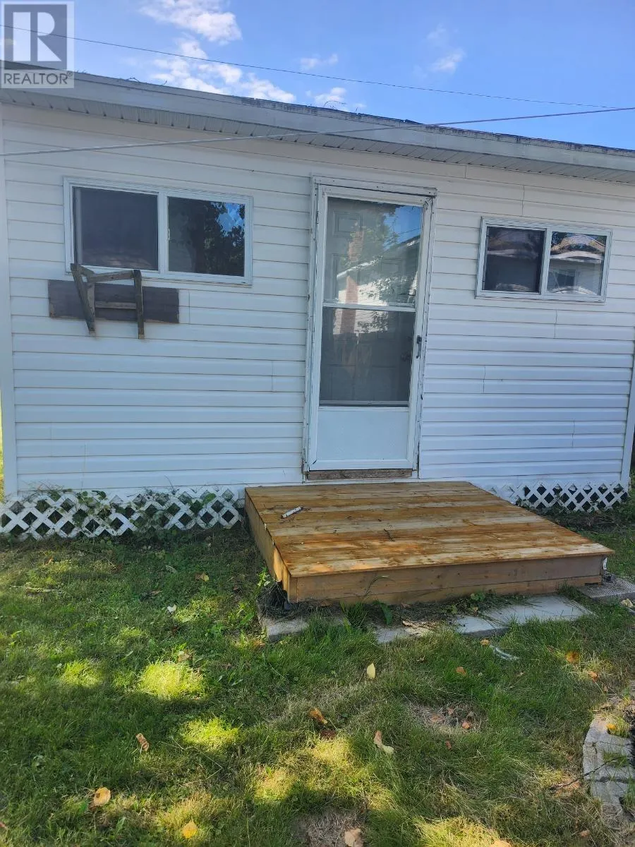 51 Pelican DR