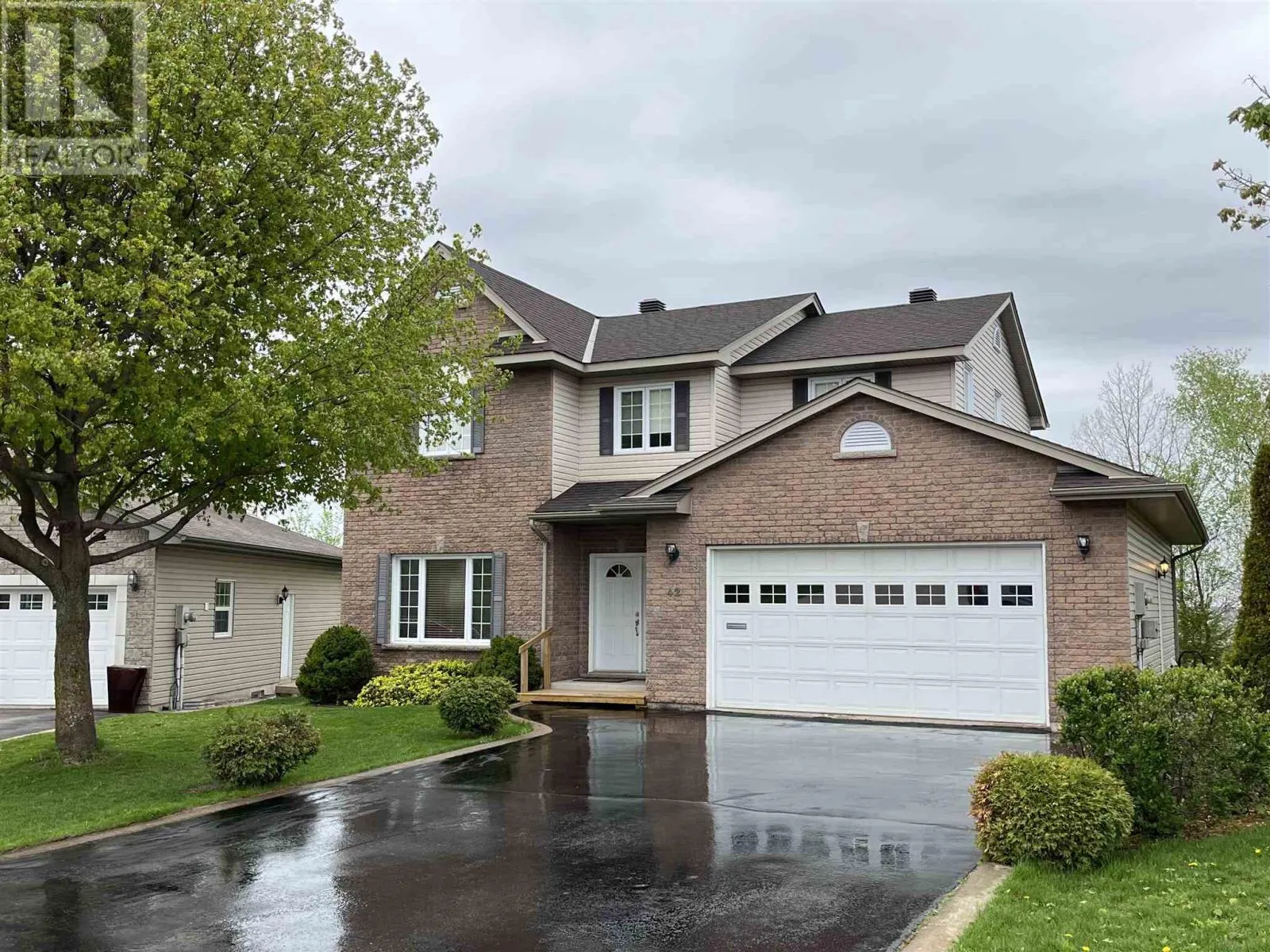 42 Cody Point CT
