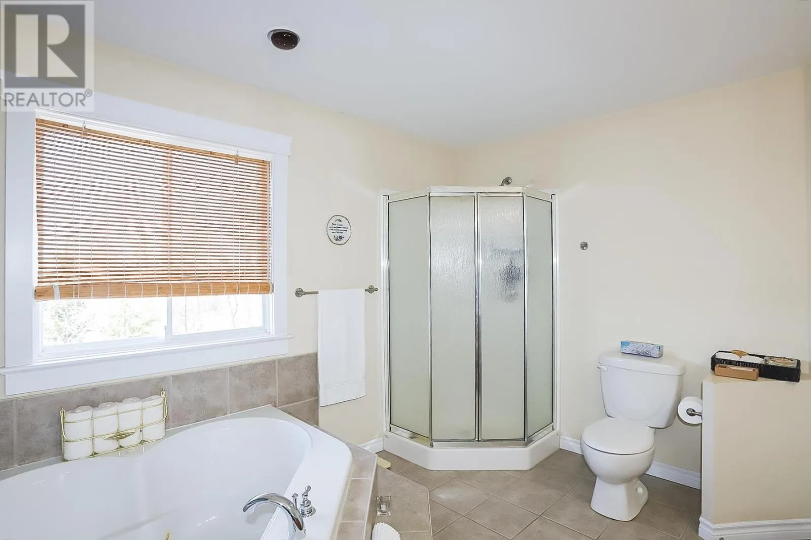 42 Cody Point CT