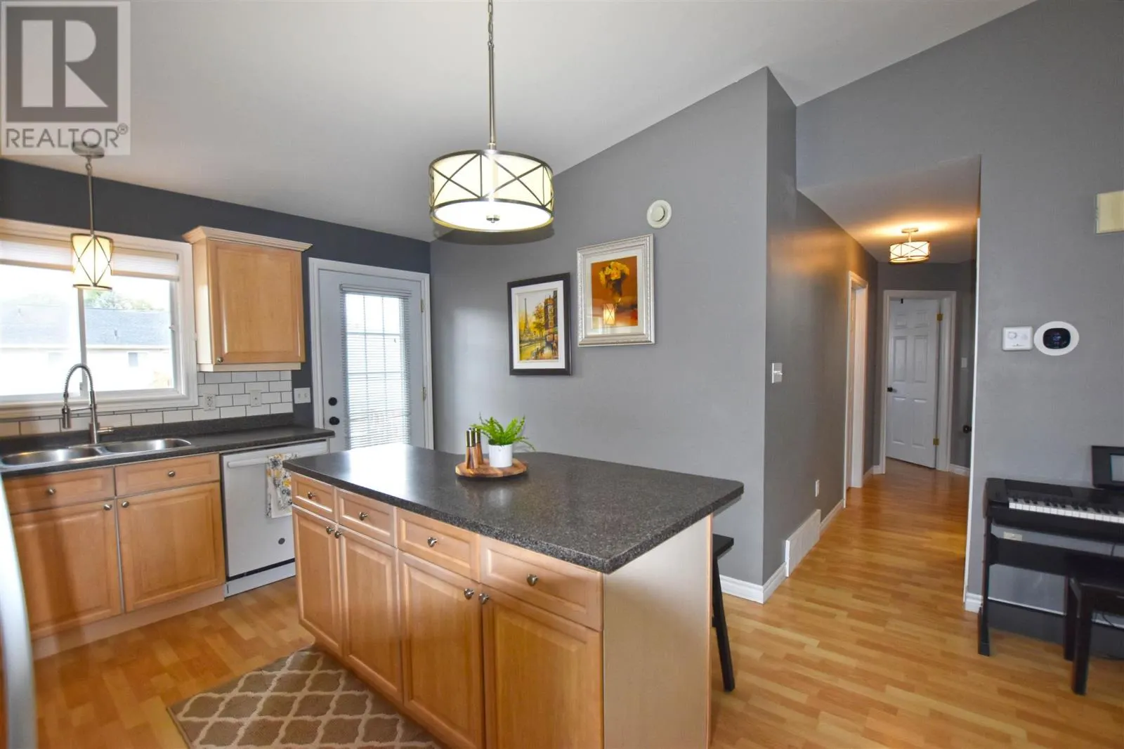 34 Millwood ST