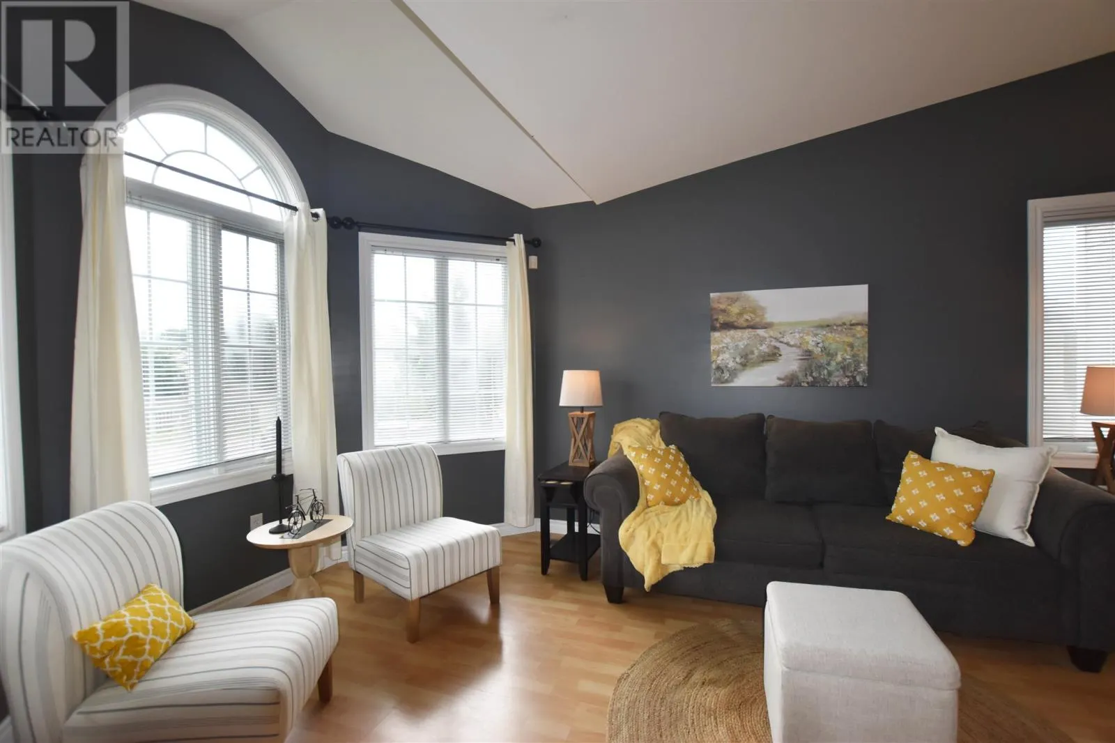 34 Millwood ST