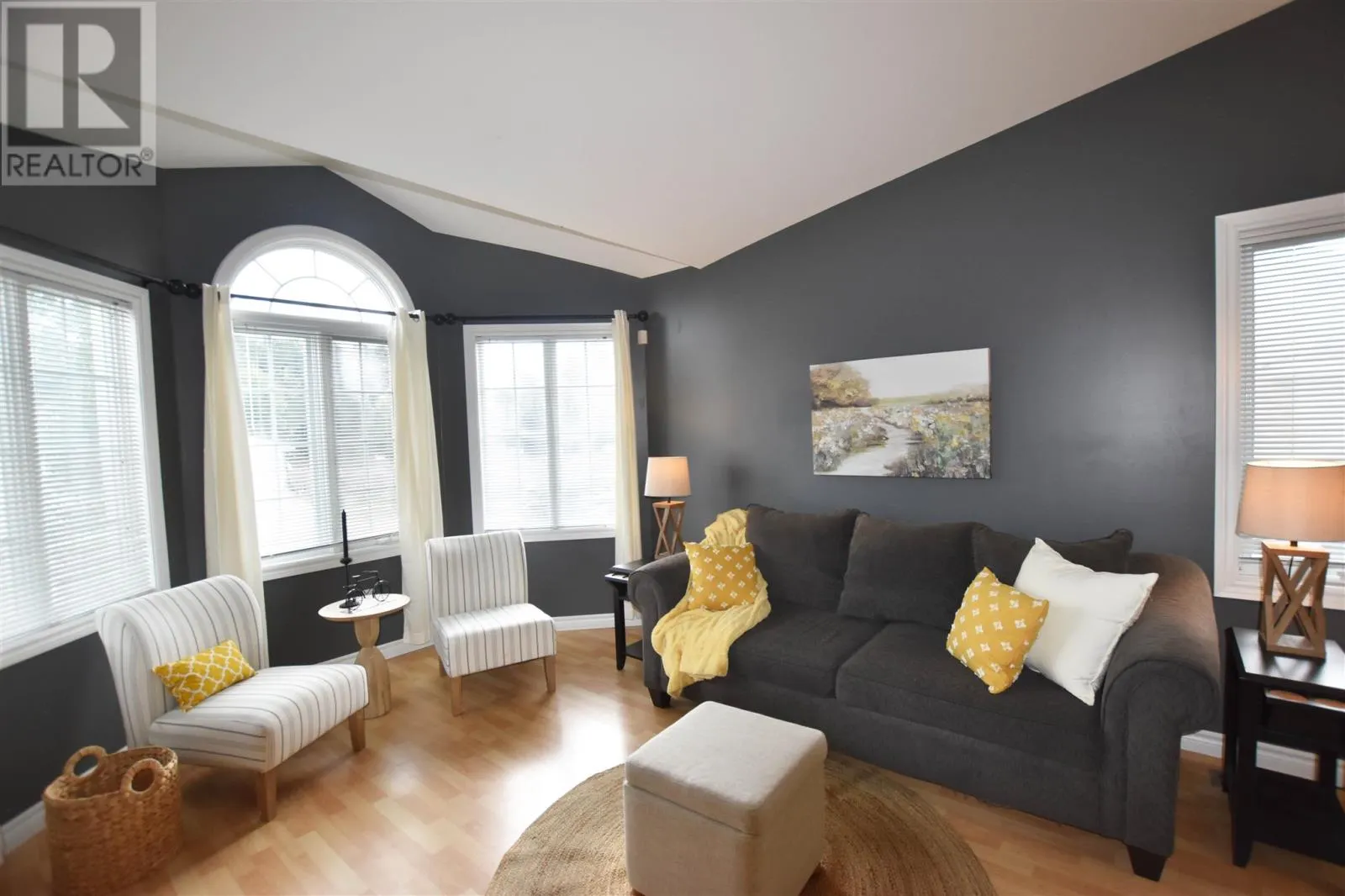 34 Millwood ST