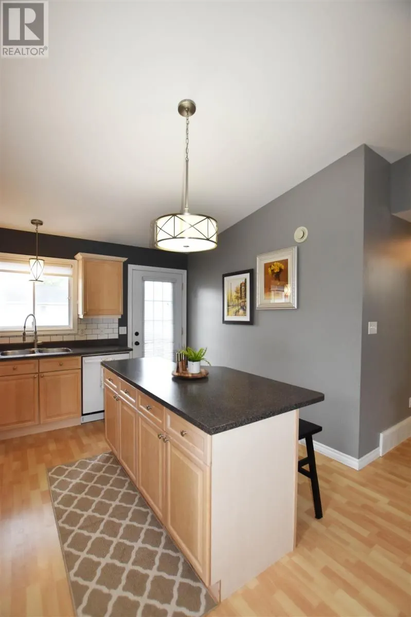 34 Millwood ST
