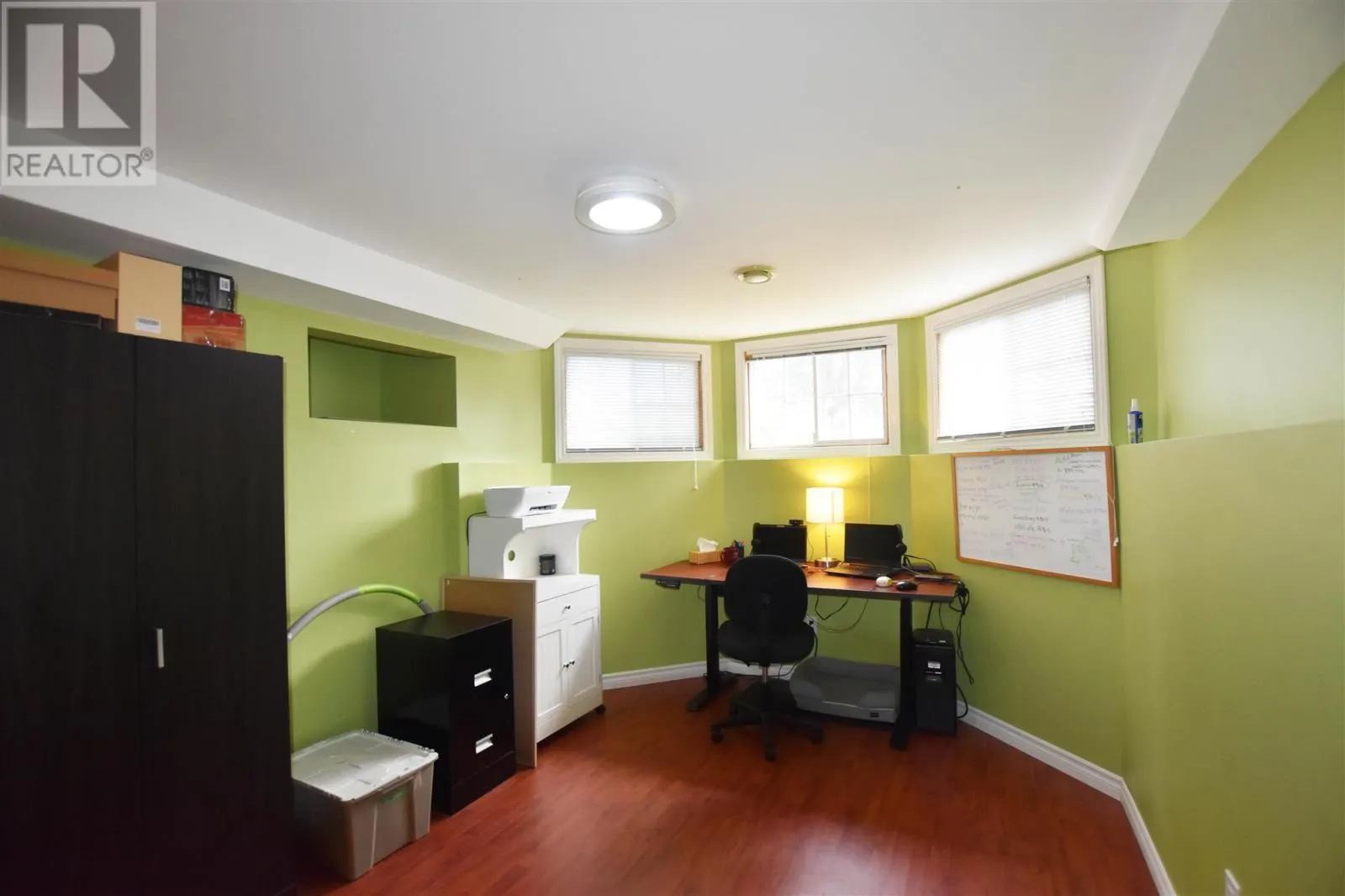 34 Millwood ST