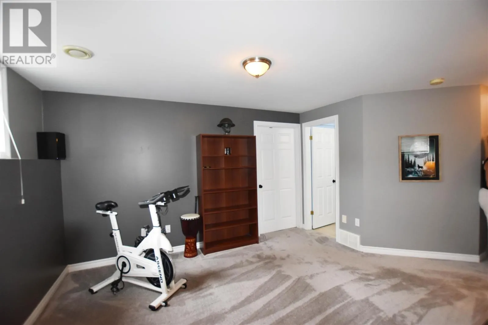 34 Millwood ST